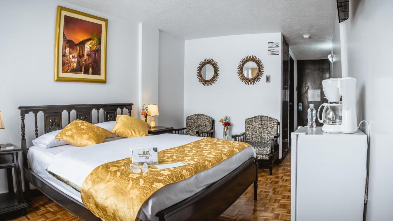 Val Hotel Santamaria Кито Экстерьер фото